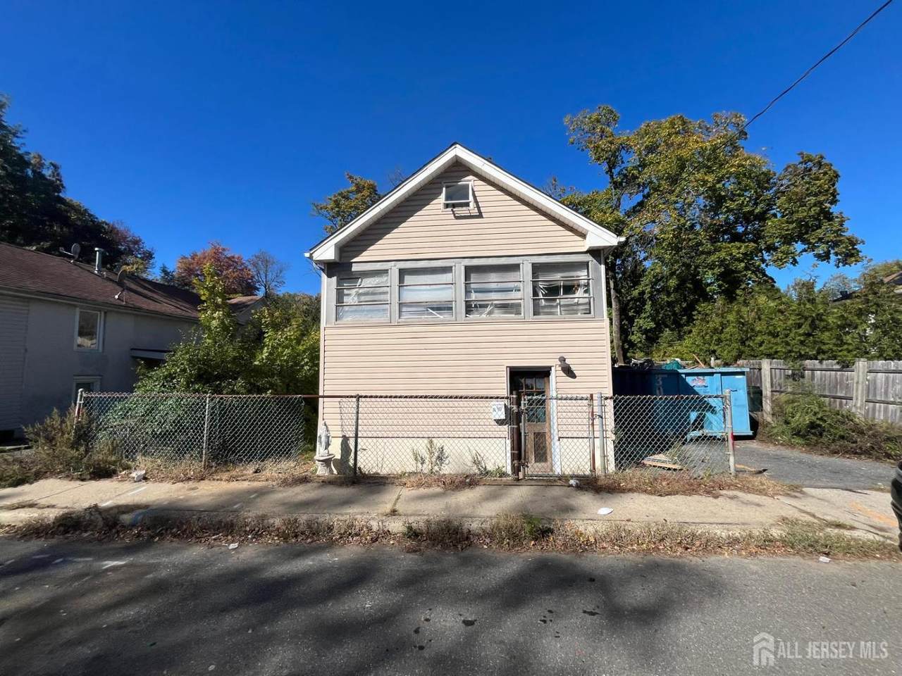 10 Pergola Avenue - Photo 1