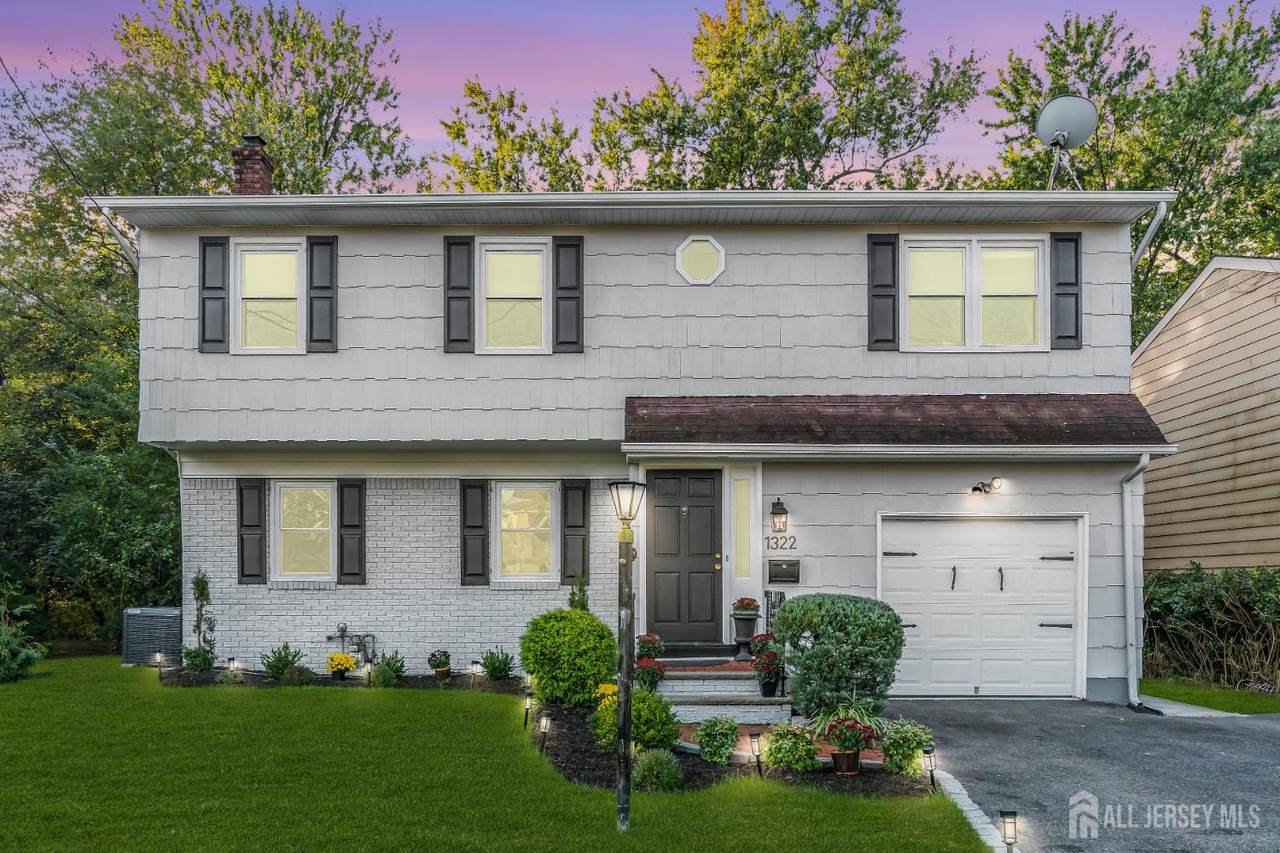 1322 Marcella Drive - Photo 1