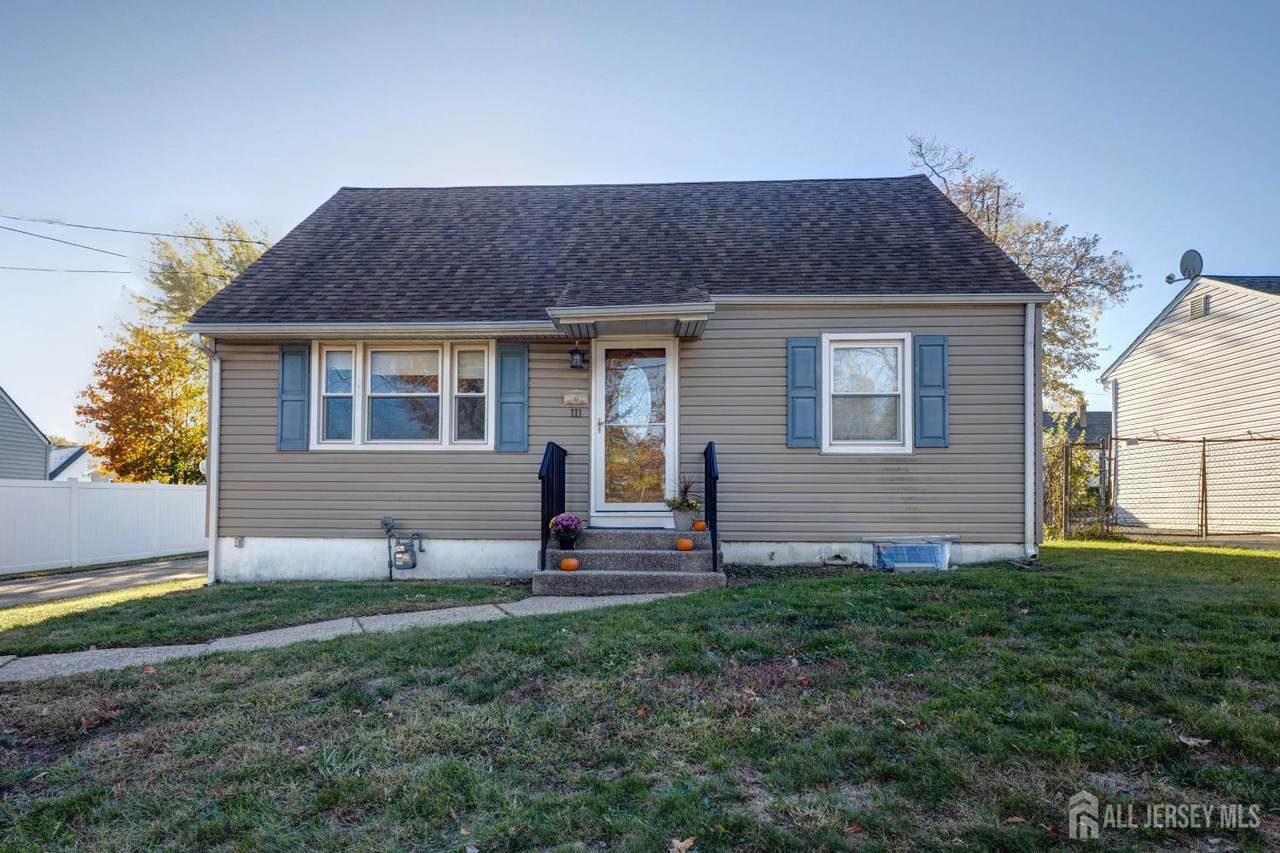 111 Longview Circle - Photo 1