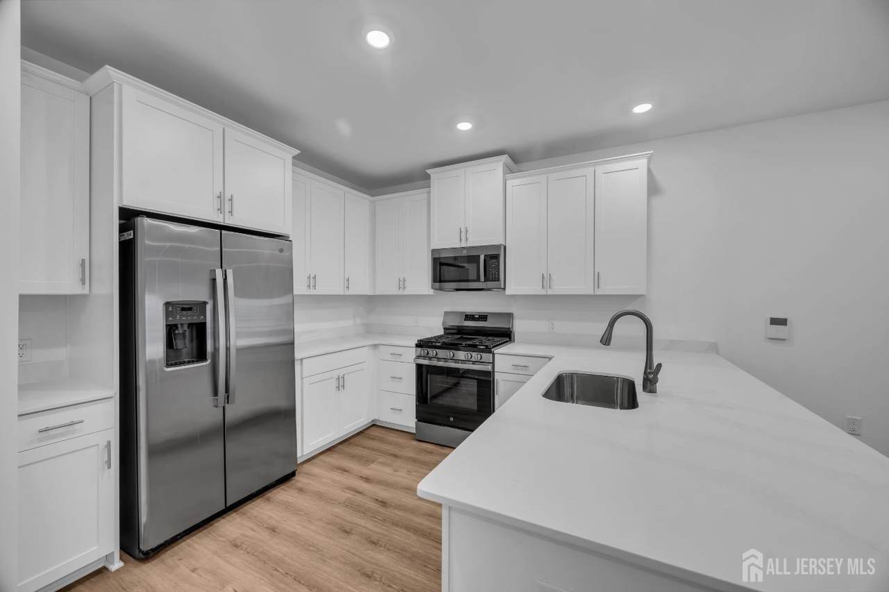 30212 Radford Court - Photo 1