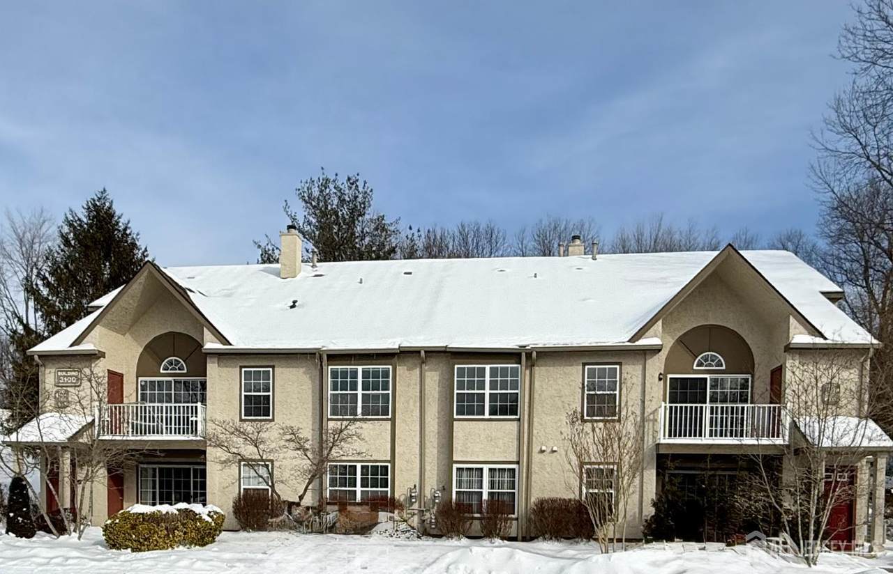 3103 Commons Drive - Photo 1