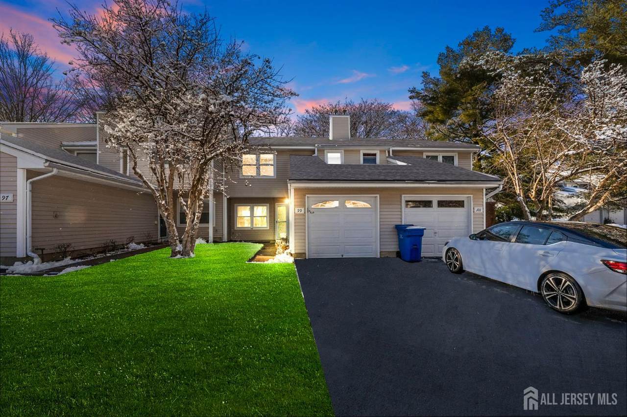 99 Woodmere Drive - Photo 1