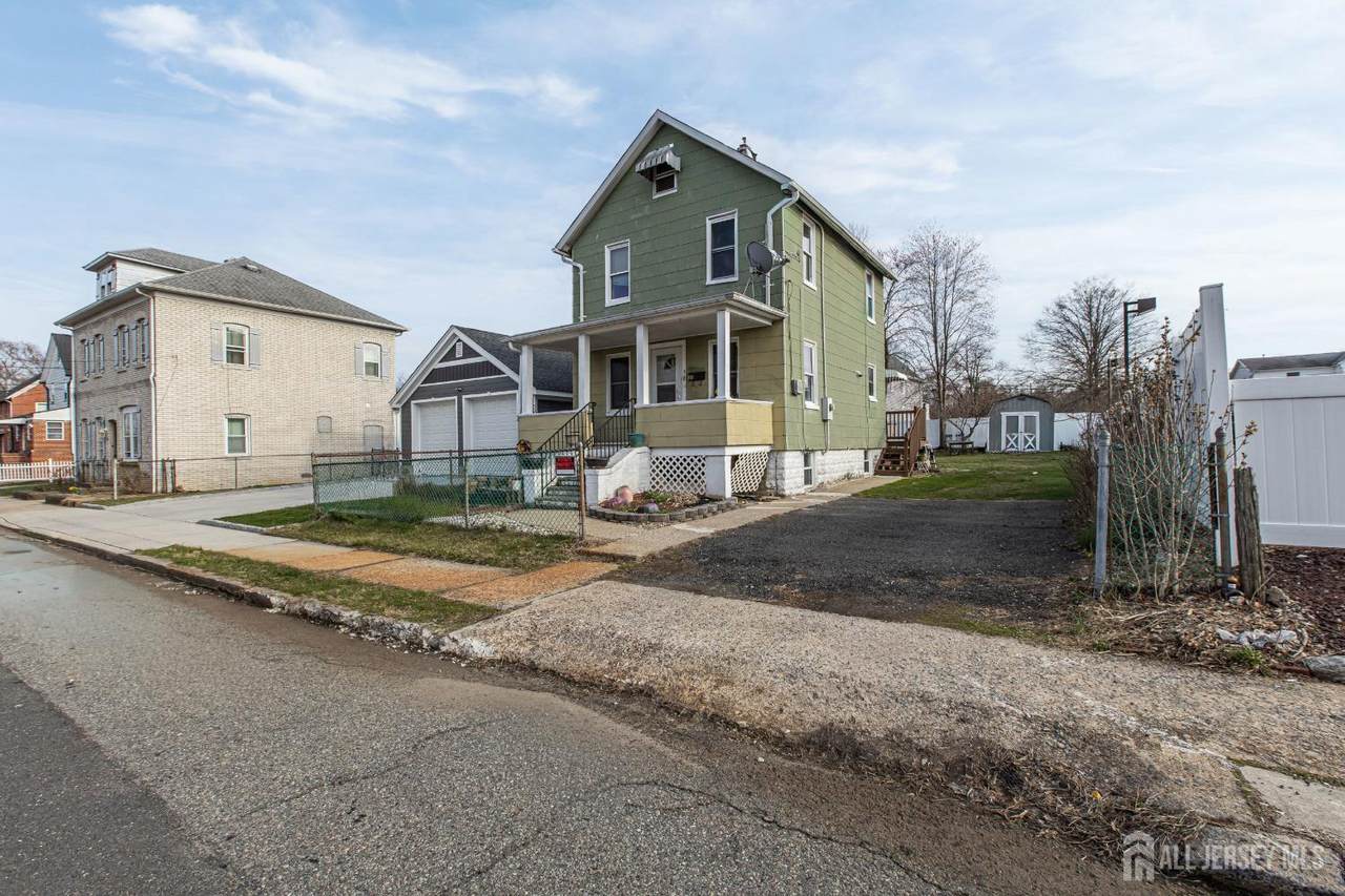 38 Armstrong Avenue - Photo 1