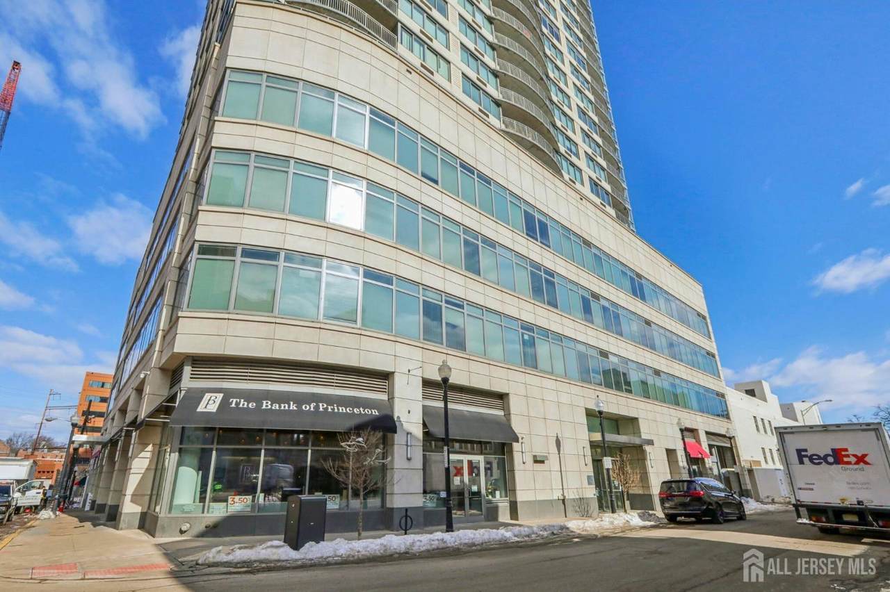 1 Spring Street - Photo 1