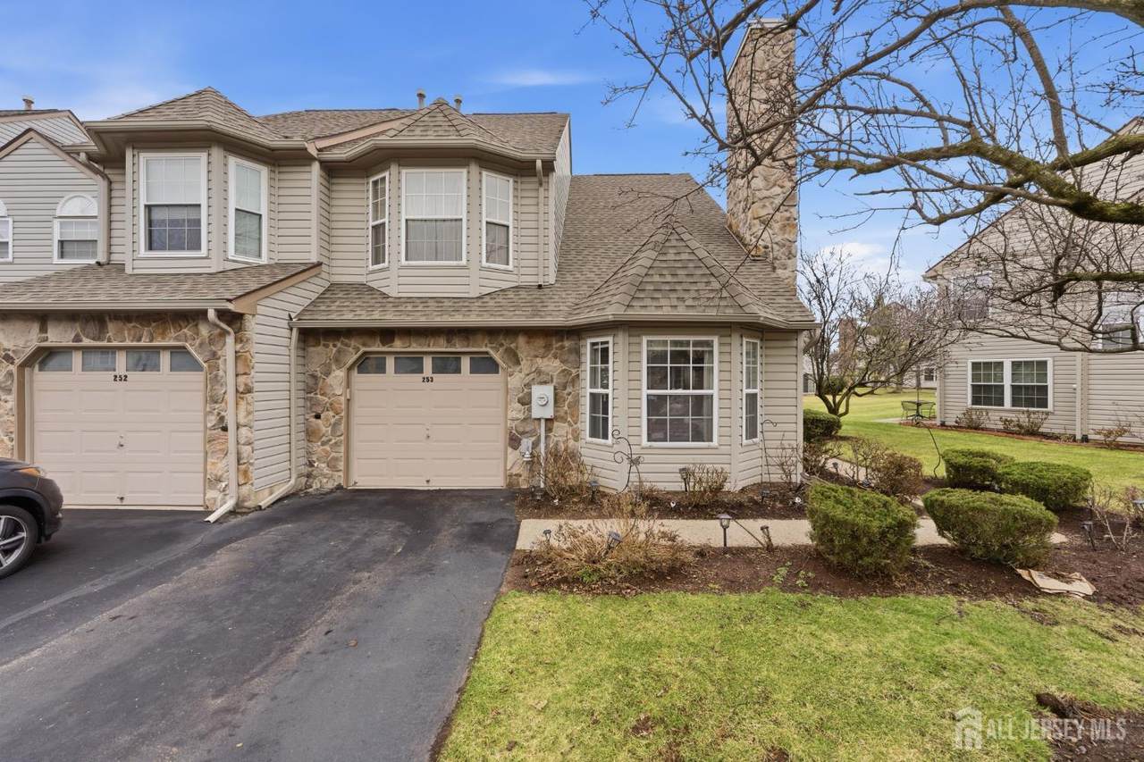 253 Nebula Road - Photo 1