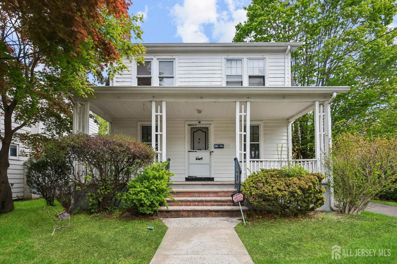 1089 Field Avenue - Photo 1