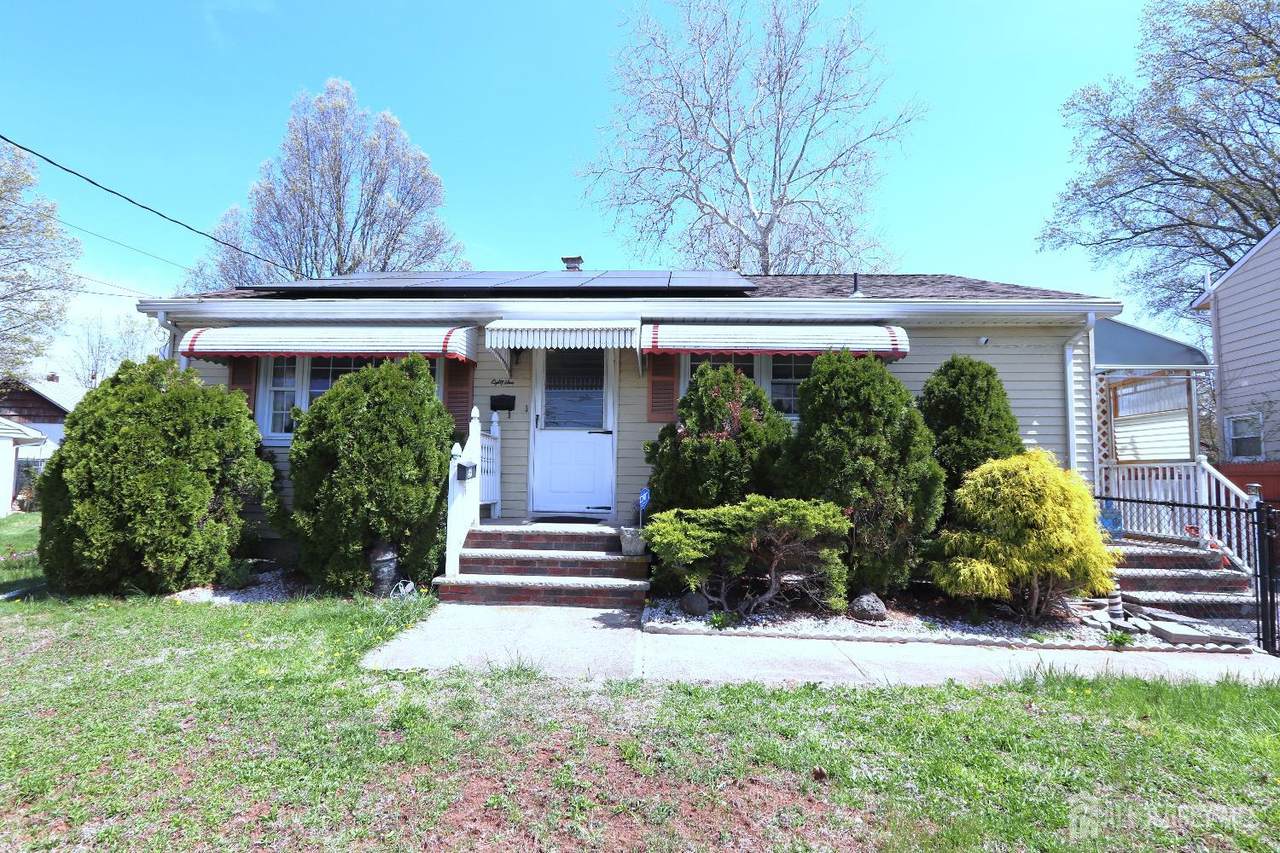 89 Oak Lane - Photo 1