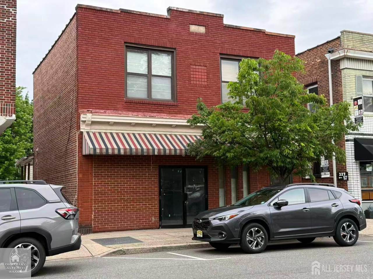 223 Raritan Avenue - Photo 1