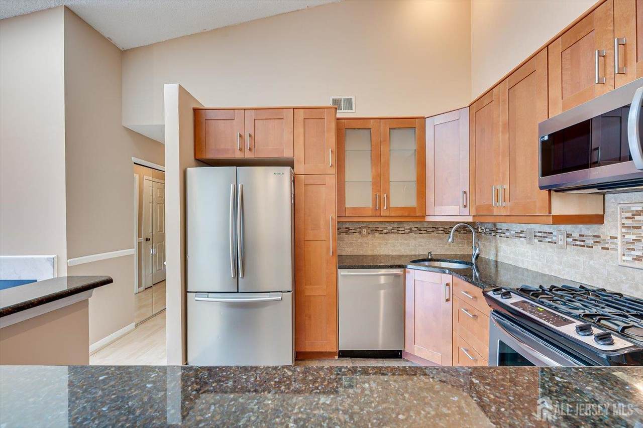 68 Clay Street - Photo 1