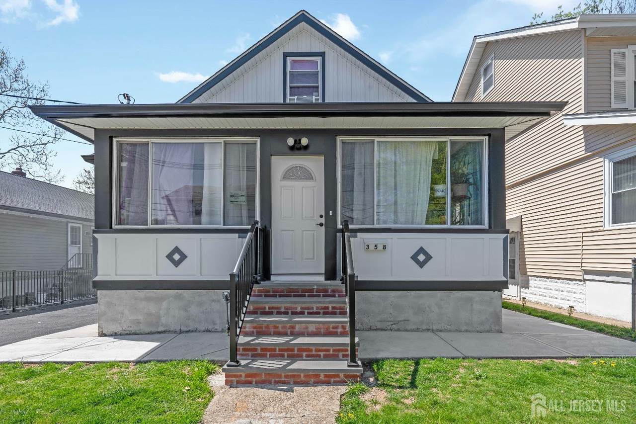 358 Marion Street - Photo 1