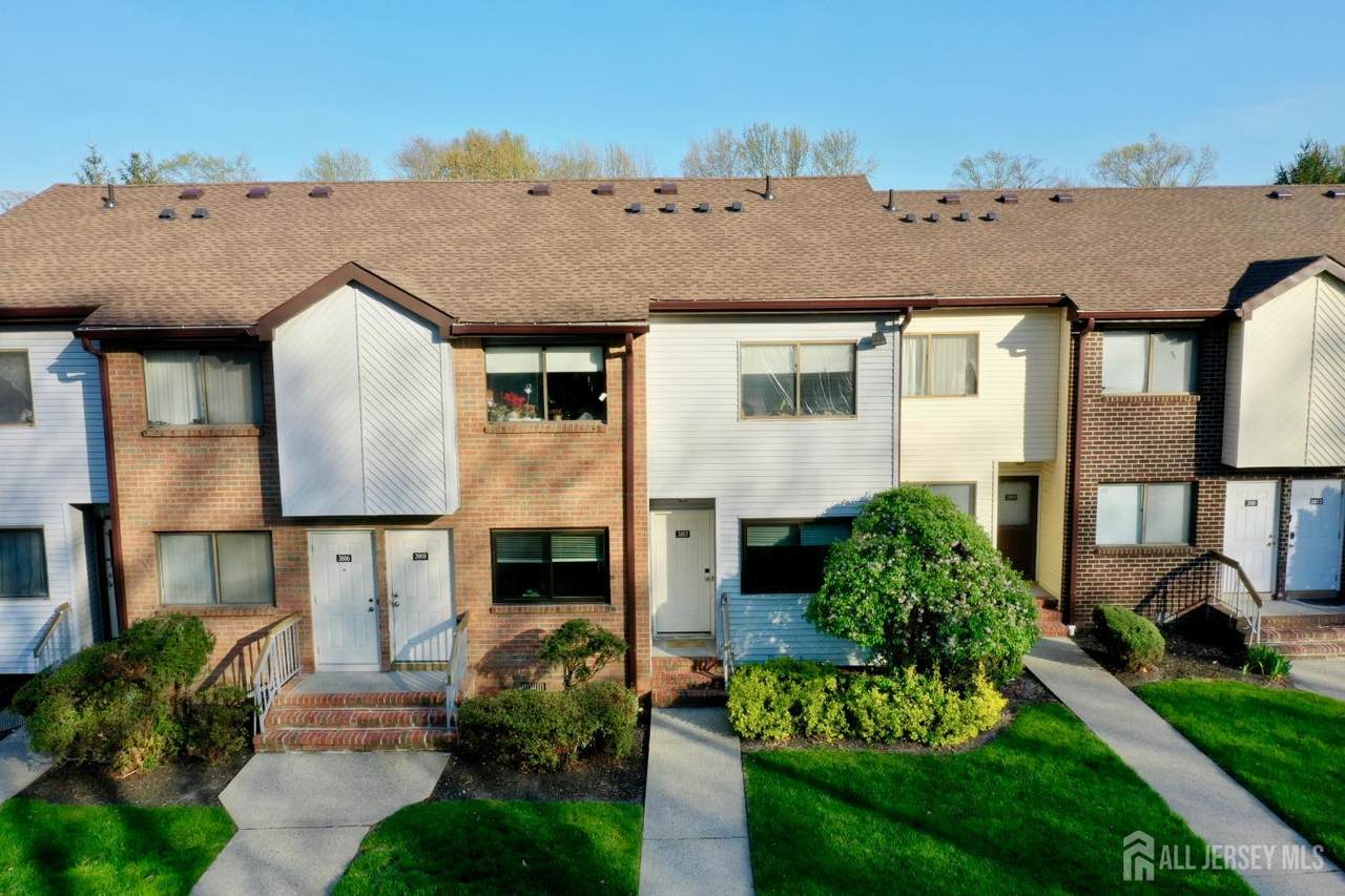3807 Birchwood Court - Photo 1