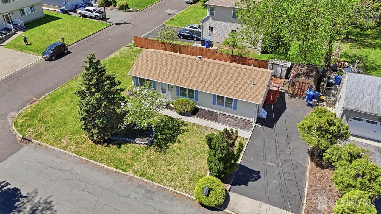 1984 6th Street - Photo 1