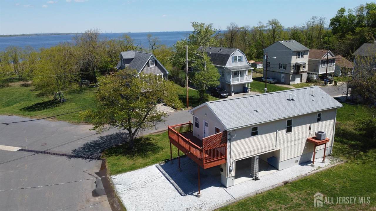 33 Cliffwood Way - Photo 1