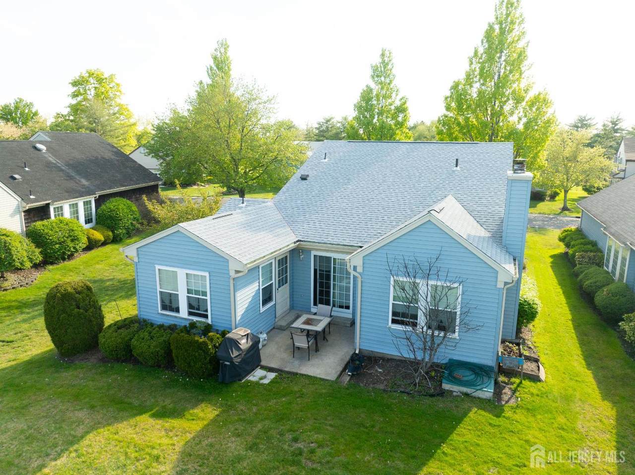 65 Yorkshire Drive - Photo 1