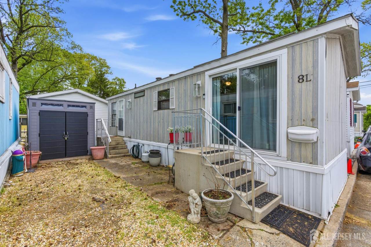 2505 Woodbridge Avenue - Photo 1