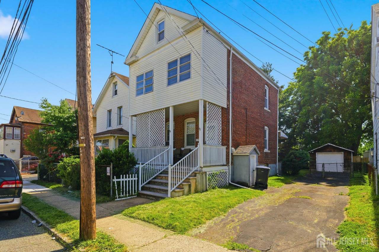 17 Fisher Avenue - Photo 1