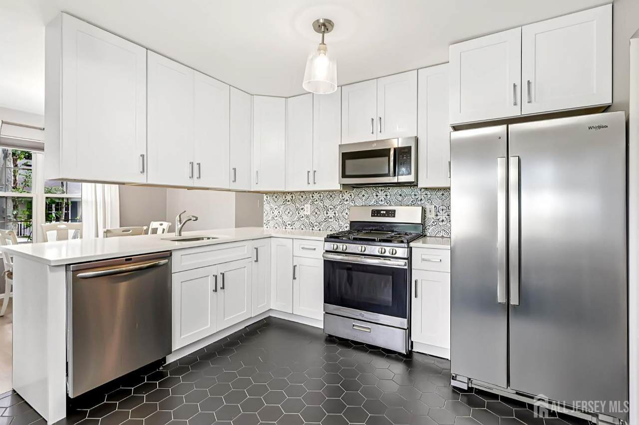 1608 Cypress Lane - Photo 1
