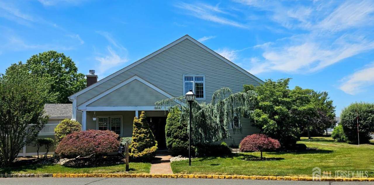 110 Winthrop Road - Photo 1