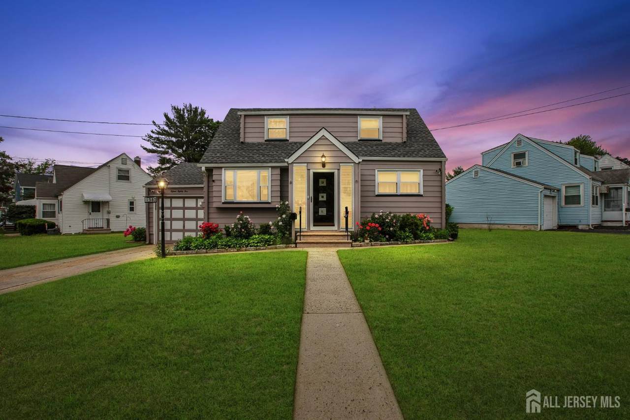 1585 Barton Road - Photo 1