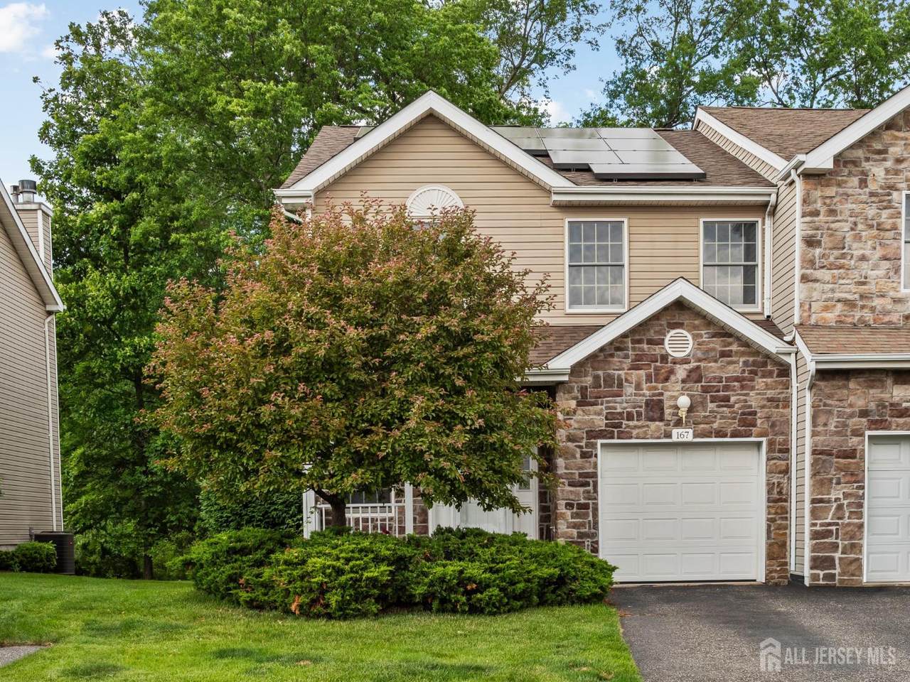 167 Raymound Boulevard - Photo 1