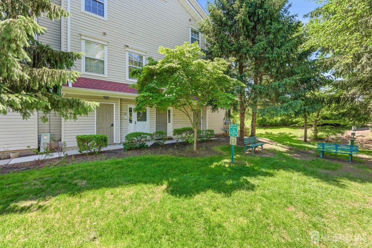 23 Prestwick Way - Photo 1