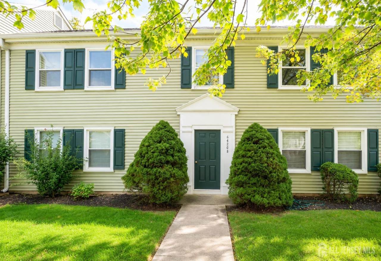 456-N Roxbury Lane - Photo 1