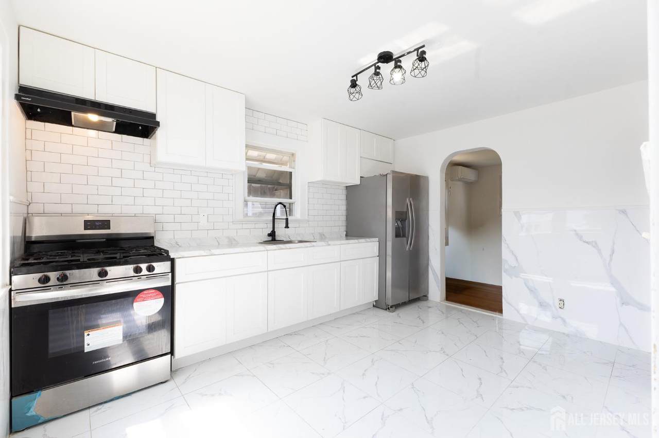 18 Cypress Street - Photo 1