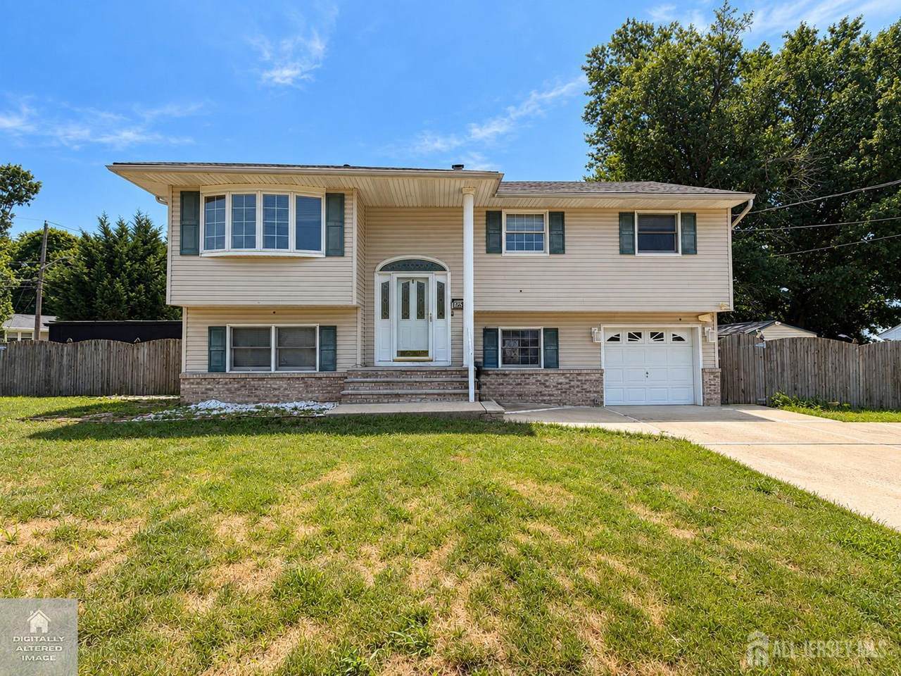125 Bentley Avenue - Photo 1
