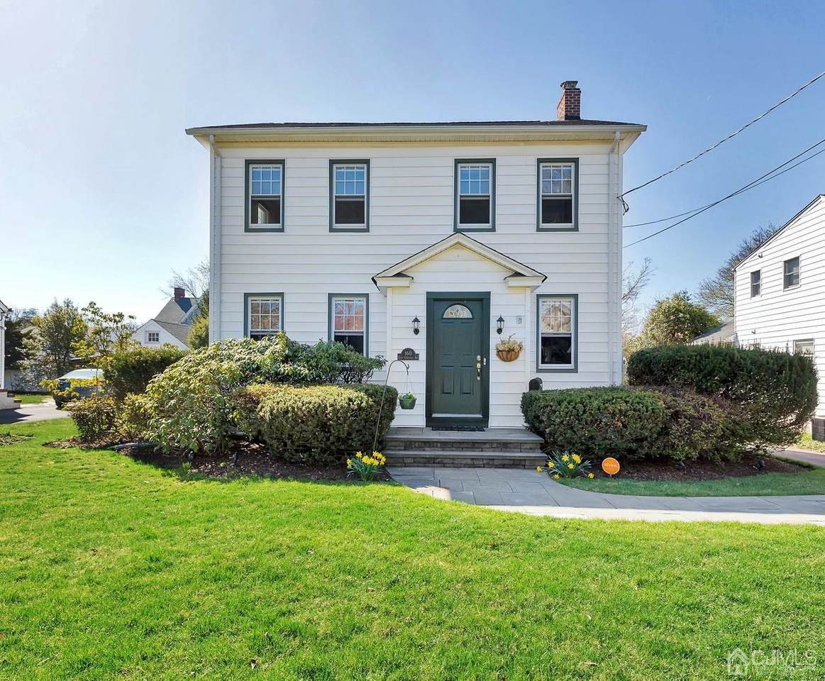 160 Chestnut Avenue - Photo 1