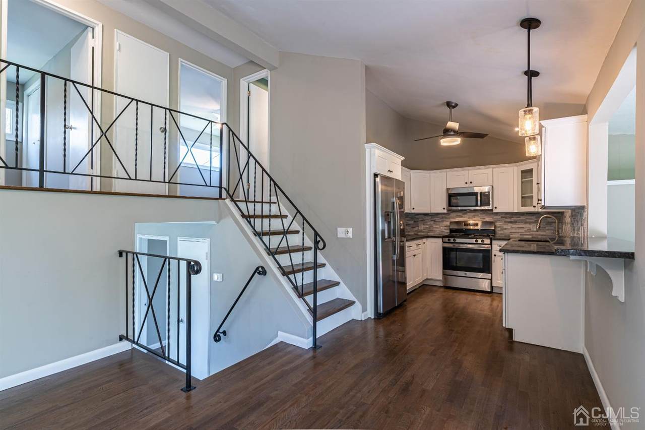 41 Arden Street - Photo 1