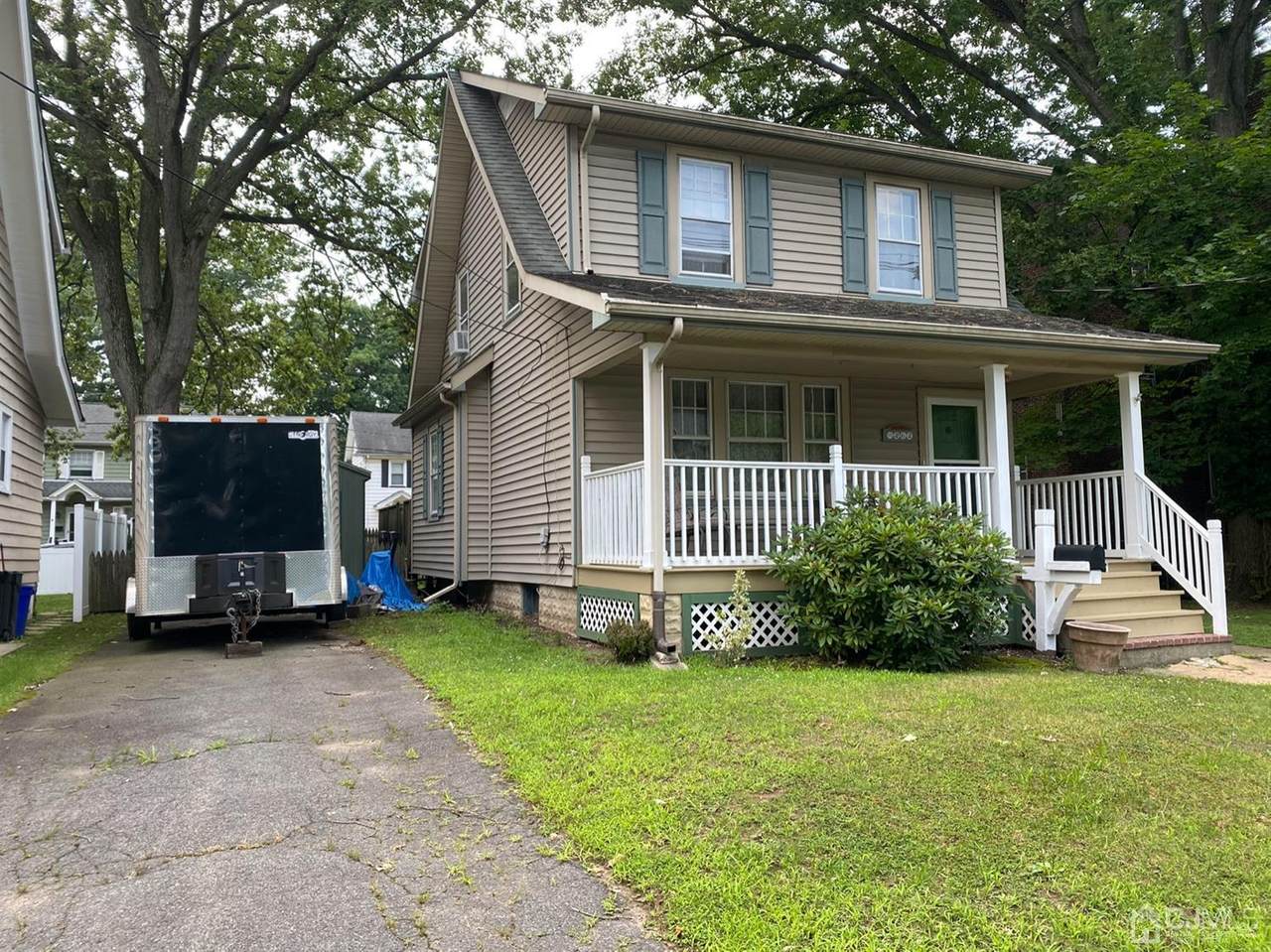 262 Lake Avenue - Photo 1