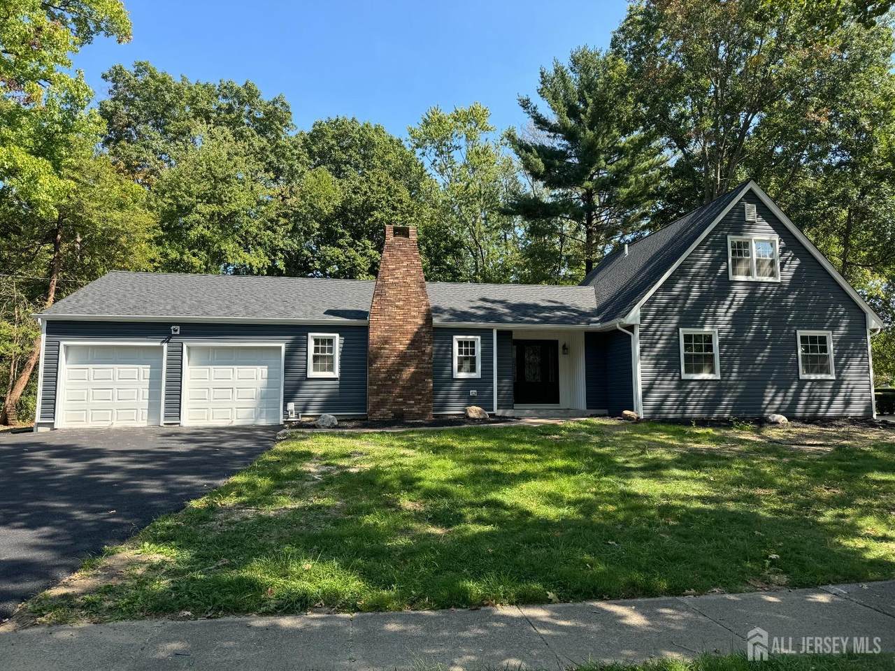 8 Woodlot Road - Photo 1