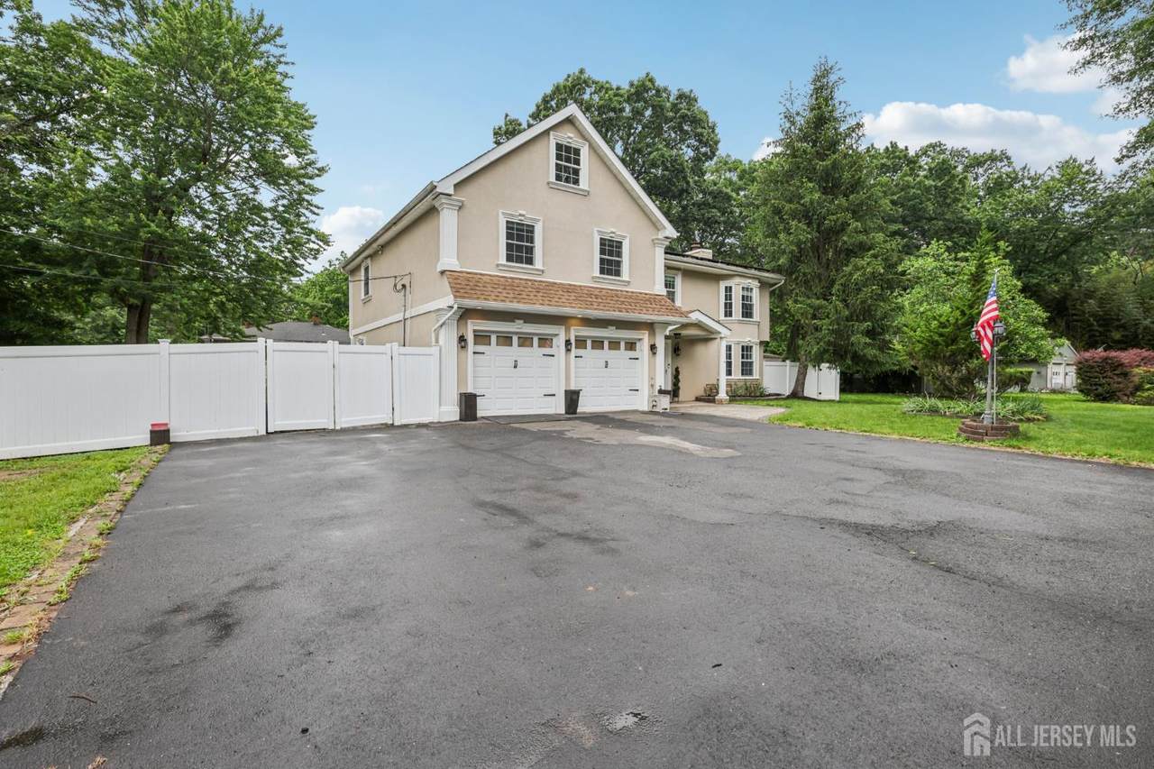 364 Grandview Avenue - Photo 1