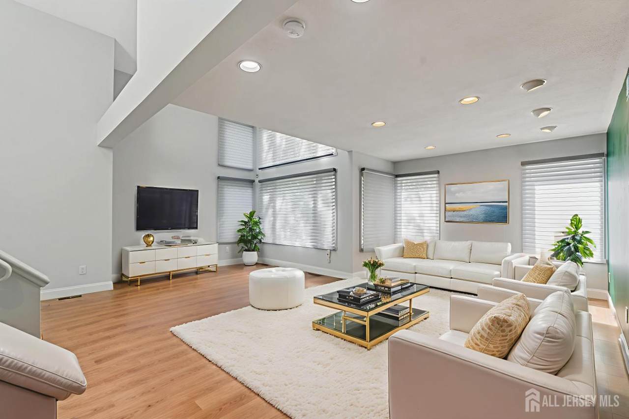 520 Sayre Drive - Photo 1