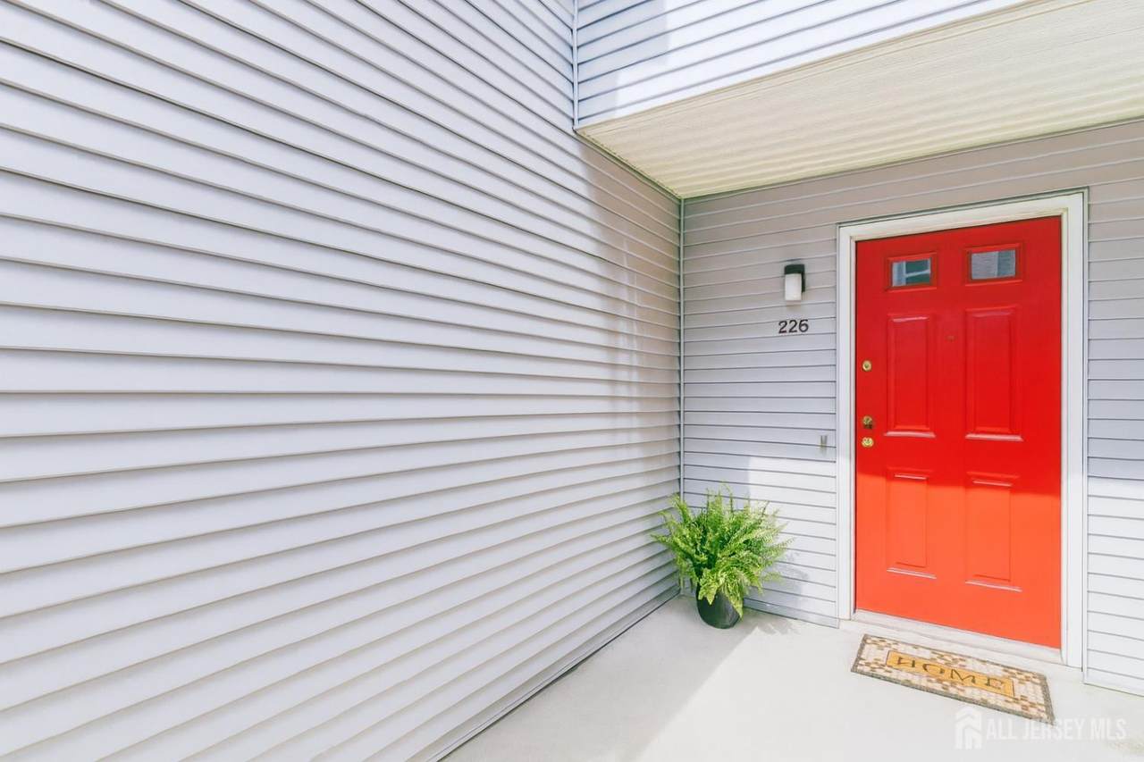 226 Bexley Lane - Photo 1