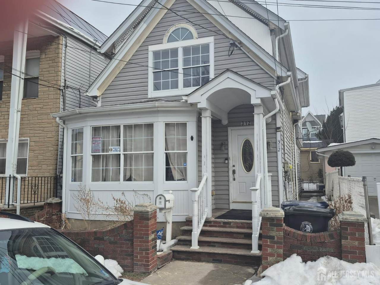 312 Kirkland Place - Photo 1