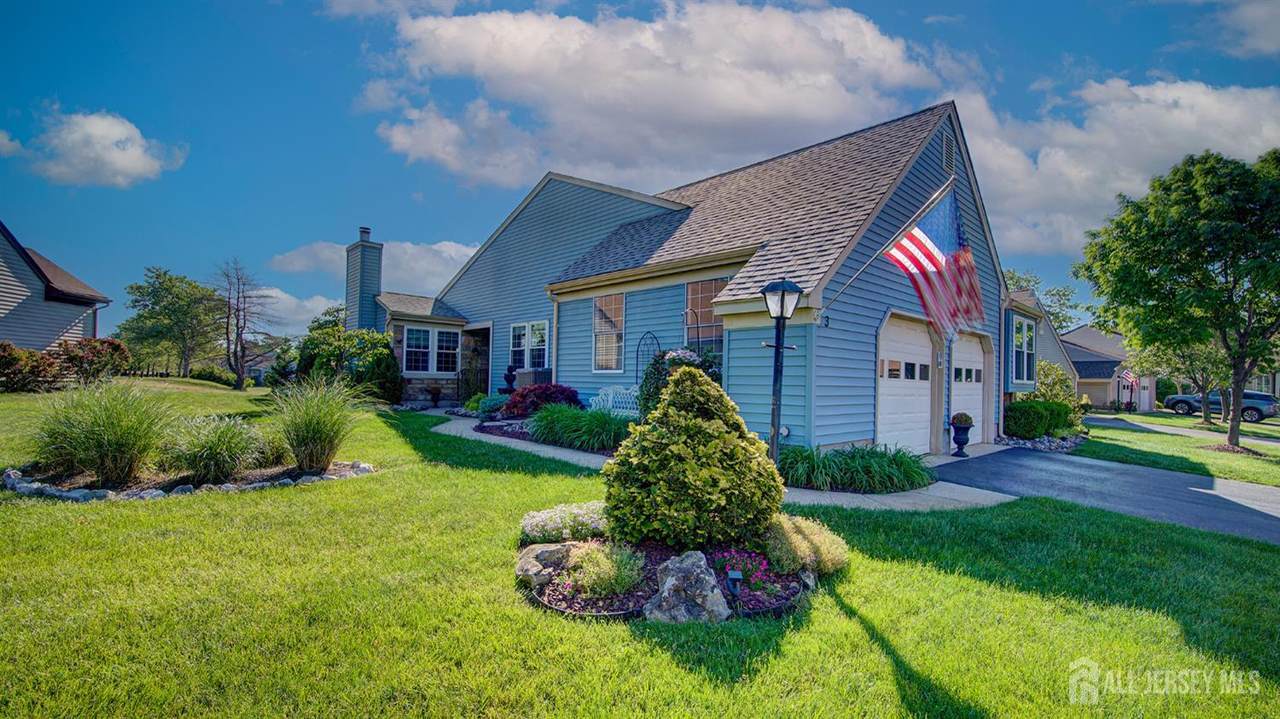 3 George Washington Drive - Photo 1