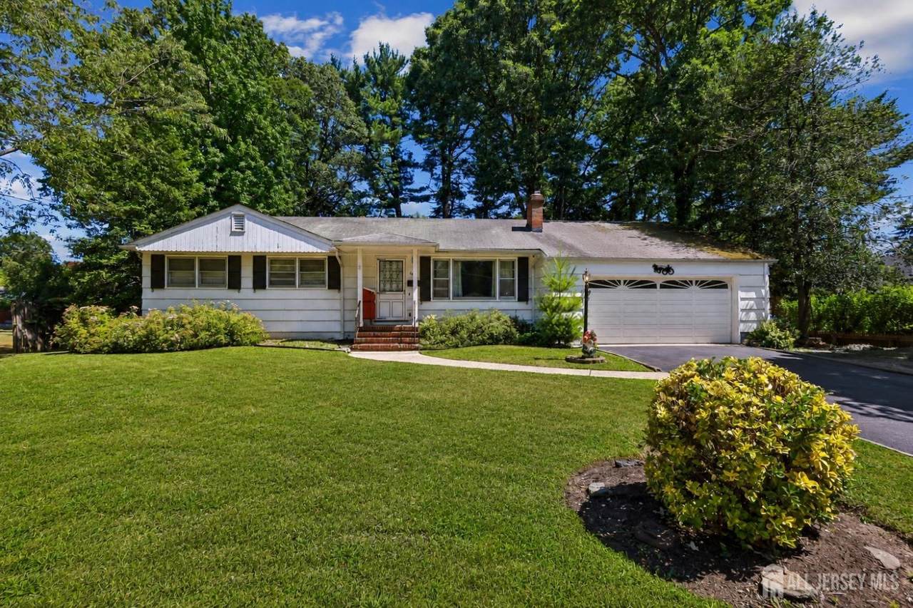 68 Herbert Drive - Photo 1