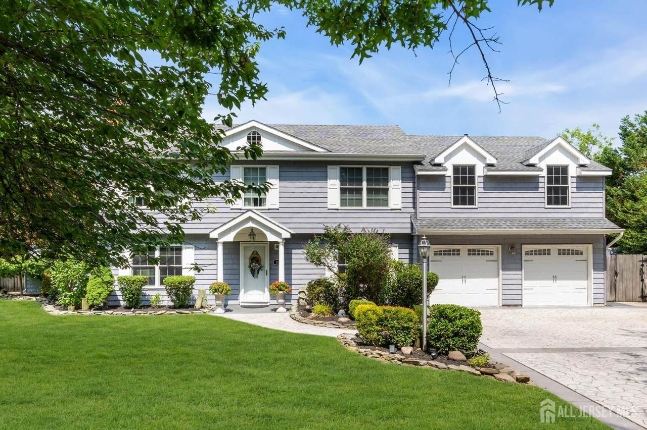 375 Kildare Drive - Photo 1