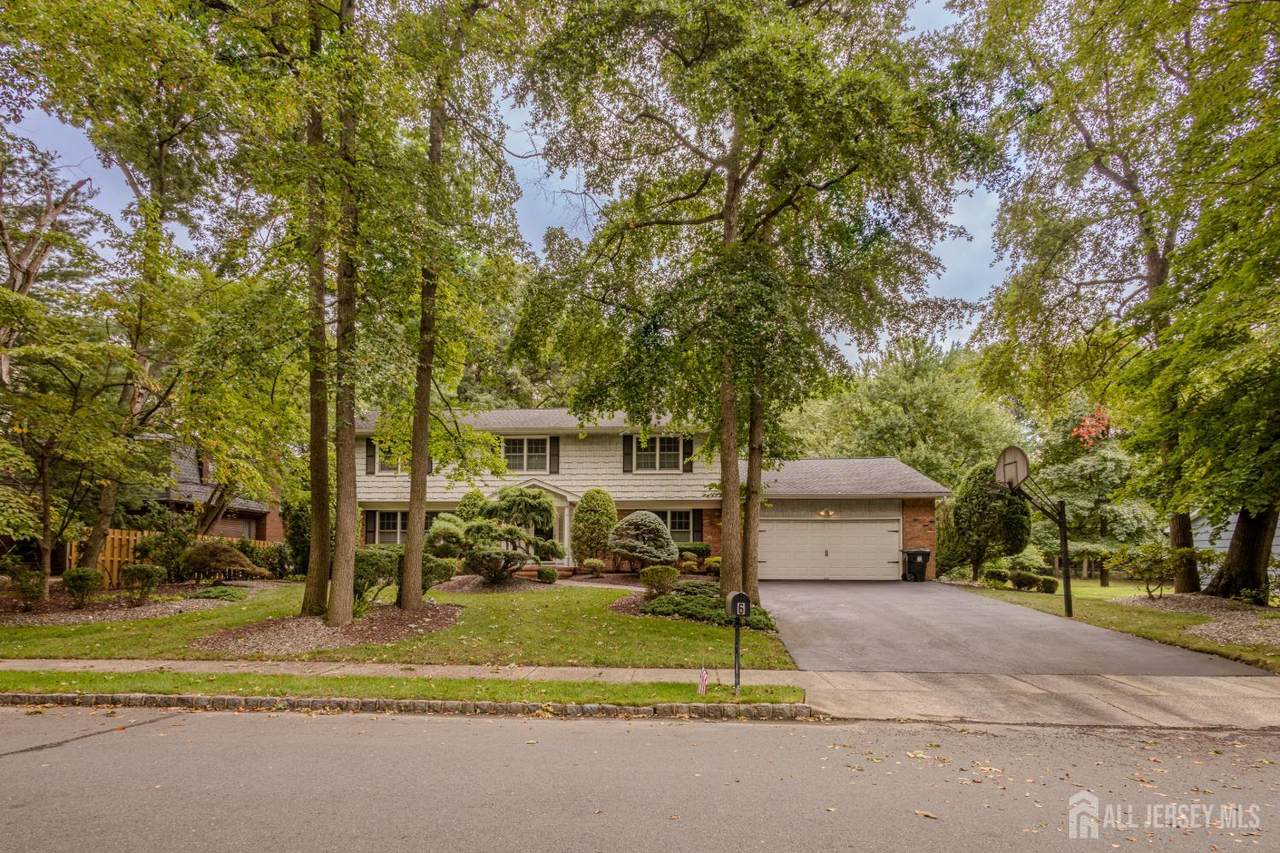 6 Burlington Lane - Photo 1