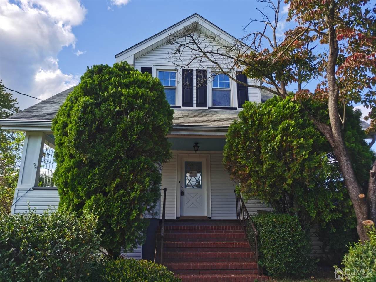 219 Elizabeth Avenue - Photo 1