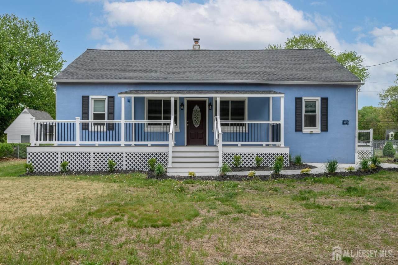 1326 Herbert Boulevard - Photo 1