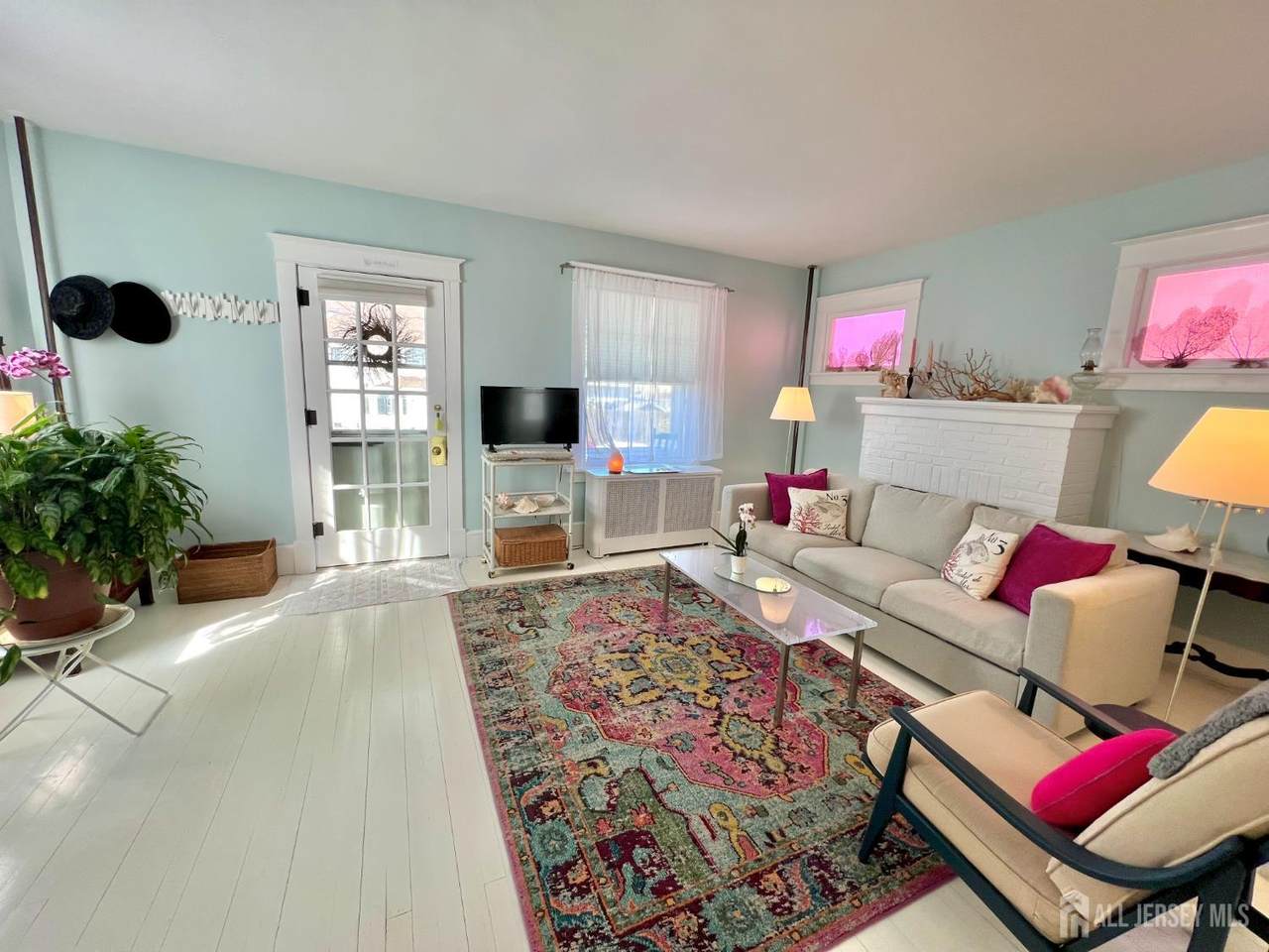419 Gordon Street - Photo 1