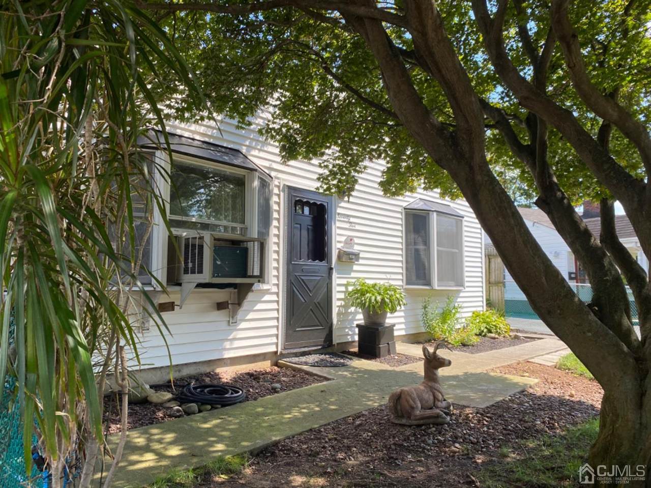 75 Silver Lake Avenue - Photo 1