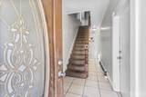 546 Livingston St - Photo 3