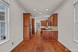 1 Essex Street - Photo 14