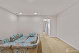 1 Essex Street - Photo 22