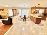 8 Woodmere Court - Photo 14