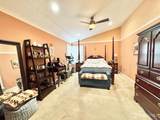 8 Woodmere Court - Photo 19