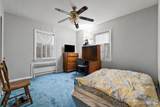 917 Tompkins Avenue - Photo 15